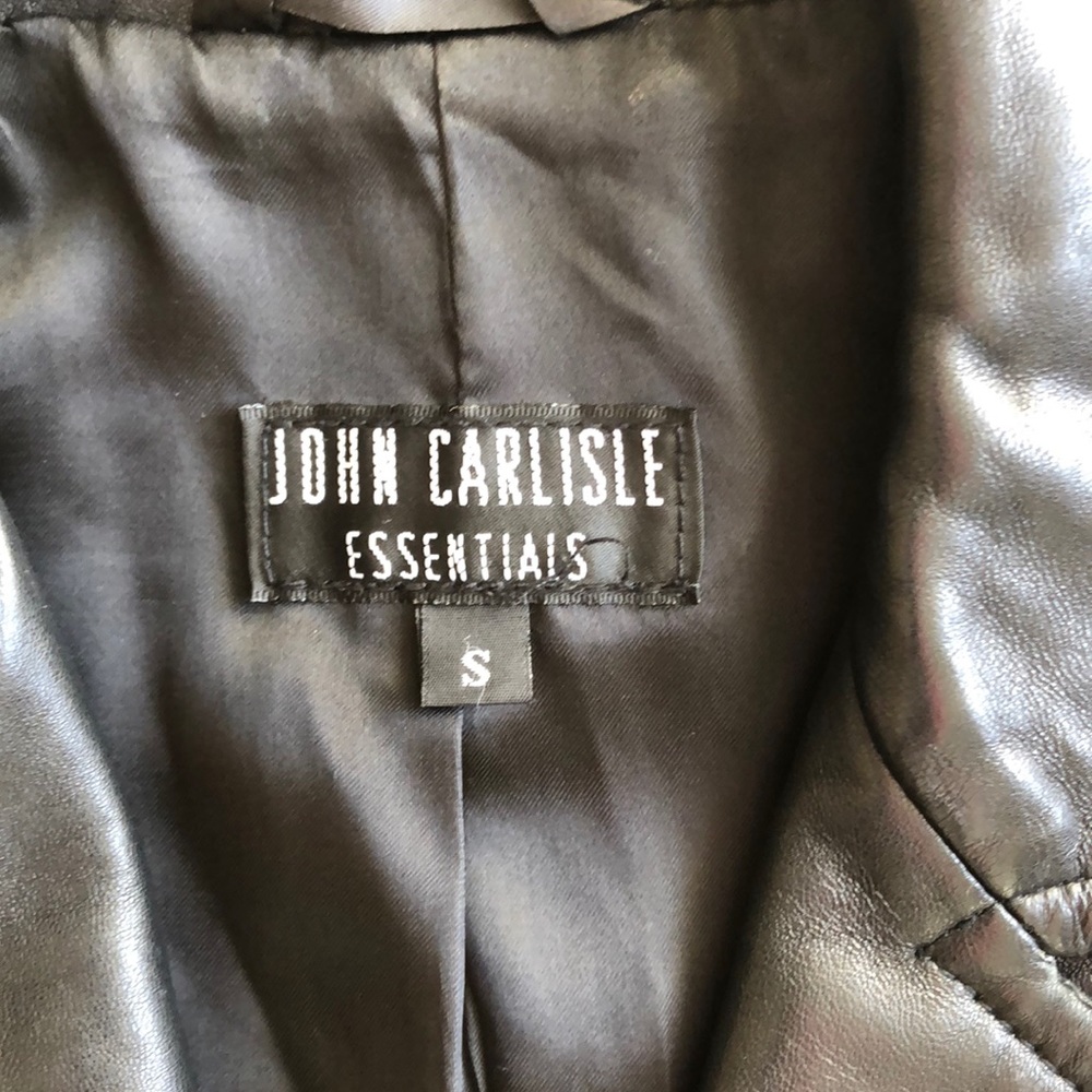 Leather jacket - Picture 2 of 3